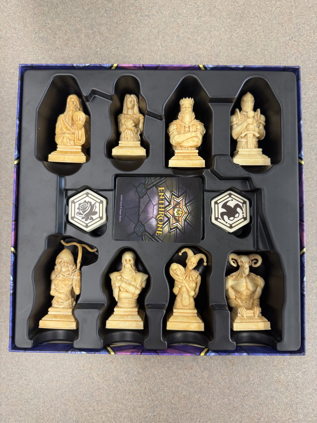 Enthrone Board Game Smirk and Dagger Review.jpg